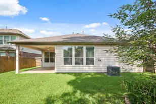 16918 Cherokee Lake Ln, Houston, TX 77044 - Photo 28