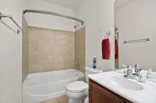 16918 Cherokee Lake Ln, Houston, TX 77044 - Photo 16