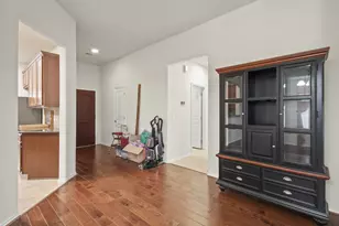 16918 Cherokee Lake Ln, Houston, TX 77044 - Photo 2