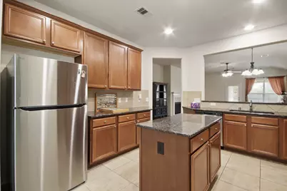 16918 Cherokee Lake Lane, Houston, TX 77044 - Photo 6