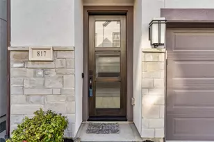 817 Kamano Ave, Houston, TX 77008 - Photo 4