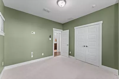 817 Kamano Avenue, Houston, TX 77008 - Photo 20