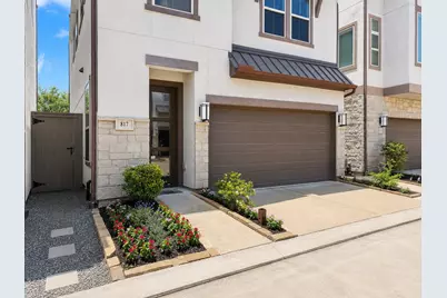 817 Kamano Avenue, Houston, TX 77008 - Photo 4