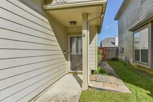 12431 Lark Fair Ln, Houston, TX 77089 - Photo 8