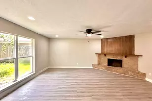 4819 Porter Ridge Dr, Houston, TX 77053 - Photo 2