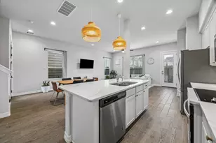 1514 Canter Bayou Way, Houston, TX 77043 - Photo 8