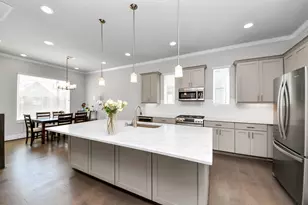 5720 Petty St, Houston, TX 77007 - Photo 2