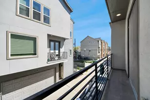 5720 Petty St, Houston, TX 77007 - Photo 16