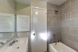 6706 Castleview Ln, Houston, TX 77489 - Photo 10