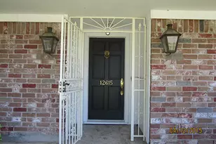 12615 Shannon Hills Dr, Houston, TX 77099 - Photo 6