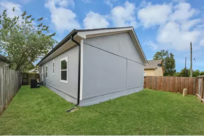11707 Greenglen Drive, Houston, TX 77044 - Photo 34