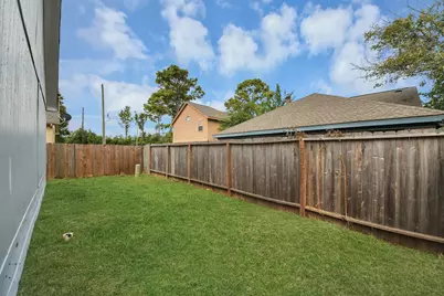 11707 Greenglen Drive, Houston, TX 77044 - Photo 36