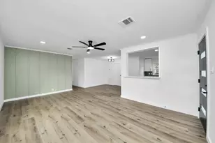 11707 Greenglen Dr, Houston, TX 77044 - Photo 8