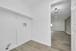 11707 Greenglen Dr, Houston, TX 77044 - Photo 6