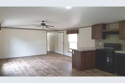 108 Young Street, Willis, TX 77378 - Photo 4