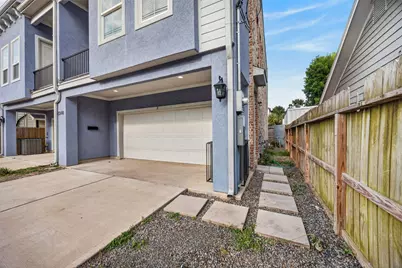 2310 Detering Street #B, Houston, TX 77007 - Photo 4