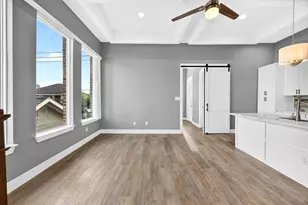 2310 Detering St, Houston, TX 77007 - Photo 10