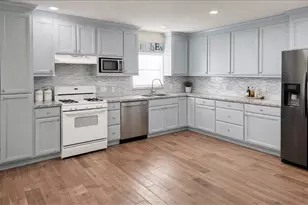 7435 Briefway St, Houston, TX 77087 - Photo 2