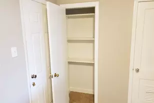 5318 Doulton Dr, Houston, TX 77033 - Photo 16