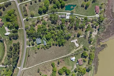 3514 S Main Street, Anahuac, TX 77514 - Photo 12