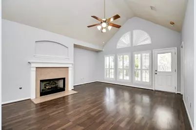 16827 Dunbar Grove Court, Sugar Land, TX 77498 - Photo 24