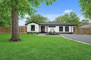 701 W 39th St, Houston, TX 77018 - Photo 1