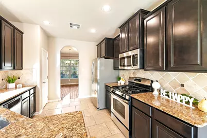 91 W Wading Pond Circle, The Woodlands, TX 77375 - Photo 16