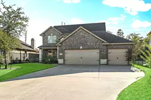 91 West Wading Pond Circle, The Woodlands, TX 77375 - Photo 6
