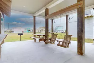972 Bahama Dr, Crystal Beach, TX 77650 - Photo 36