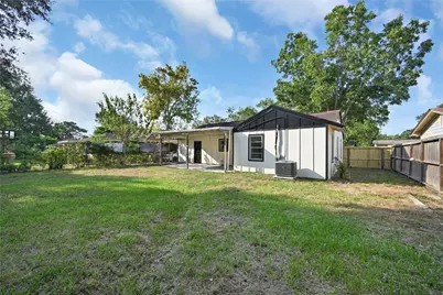 5926 Belneath Street, Houston, TX 77033 - Photo 34