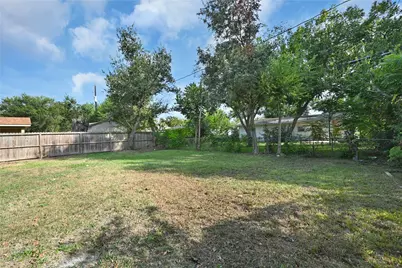 5926 Belneath Street, Houston, TX 77033 - Photo 38