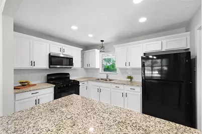 5926 Belneath Street, Houston, TX 77033 - Photo 8