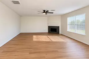 1870 Courtside Pl Dr, Missouri City, TX 77489 - Photo 10