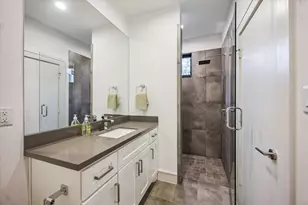 1810 Ridgewood St, Houston, TX 77006 - Photo 26
