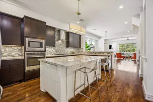 1810 Ridgewood St, Houston, TX 77006 - Photo 10