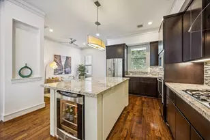 1810 Ridgewood St, Houston, TX 77006 - Photo 12
