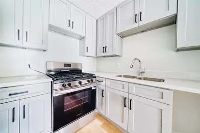 1424 Marshall Street #9, Houston, TX 77006 - Photo 6