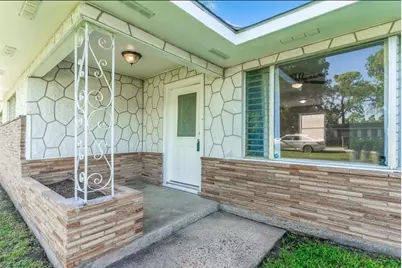 8038 Woodlyn Road, Houston, TX 77028 - Photo 2