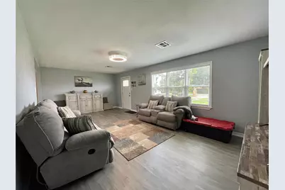 1116 Lake Street, Clute, TX 77531 - Photo 6