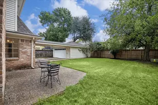 12519 Burgoyne Dr, Houston, TX 77077 - Photo 26