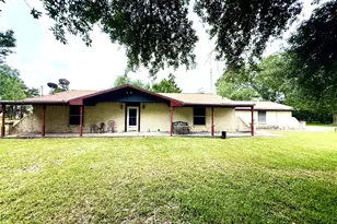 8415 Schiro Rd, Hitchcock, TX 77563 - Photo 4