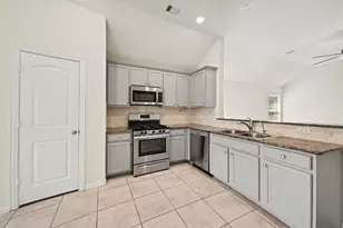 20354 Creekdale Bend Dr, Cypress, TX 77433 - Photo 4