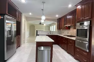 17110 Fairway Glen Ct, Sugar Land, TX 77498 - Photo 10