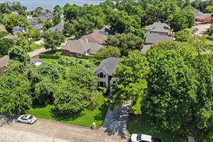 13326 Enchanted Way Dr, Montgomery, TX 77356 - Photo 2