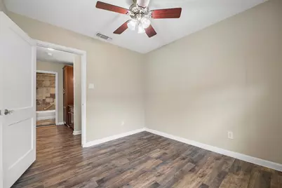 115 Marlin Avenue, Galveston, TX 77550 - Photo 20