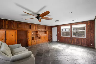 115 Marlin Avenue, Galveston, TX 77550 - Photo 8