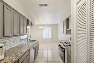 722 Princeton Ln, Deer Park, TX 77536 - Photo 8