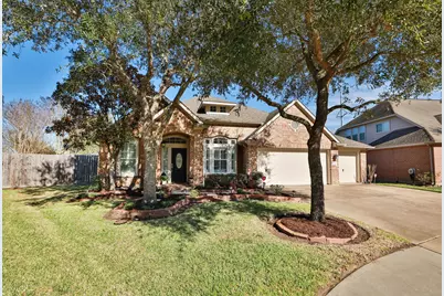 852 Shoal Pointe Lane, League City, TX 77573 - Photo 2