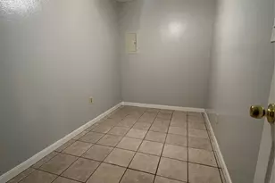 7518 Morley St, Houston, TX 77061 - Photo 6