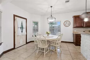 1840 Greenbriar Dr, Huntsville, TX 77340 - Photo 14